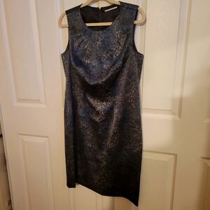 T TAHARI dark blue's drees